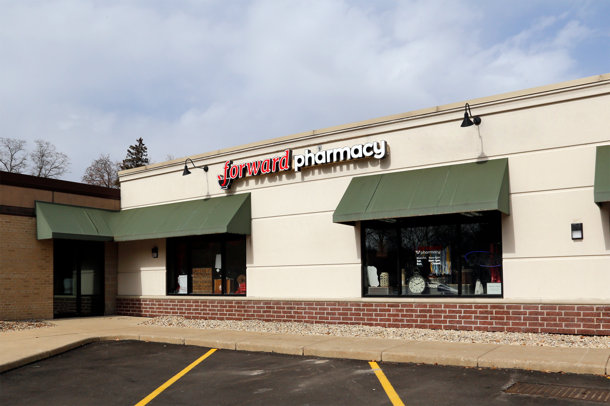 Deerfield Pharmacy Exterior